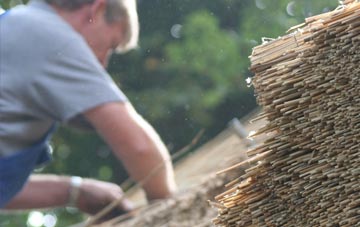 professional Robertsbridge thatchers